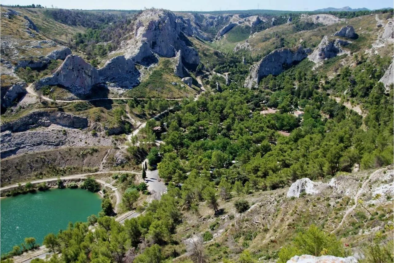 Villa Camping De La Vallee Heureuse Orgon 3*,