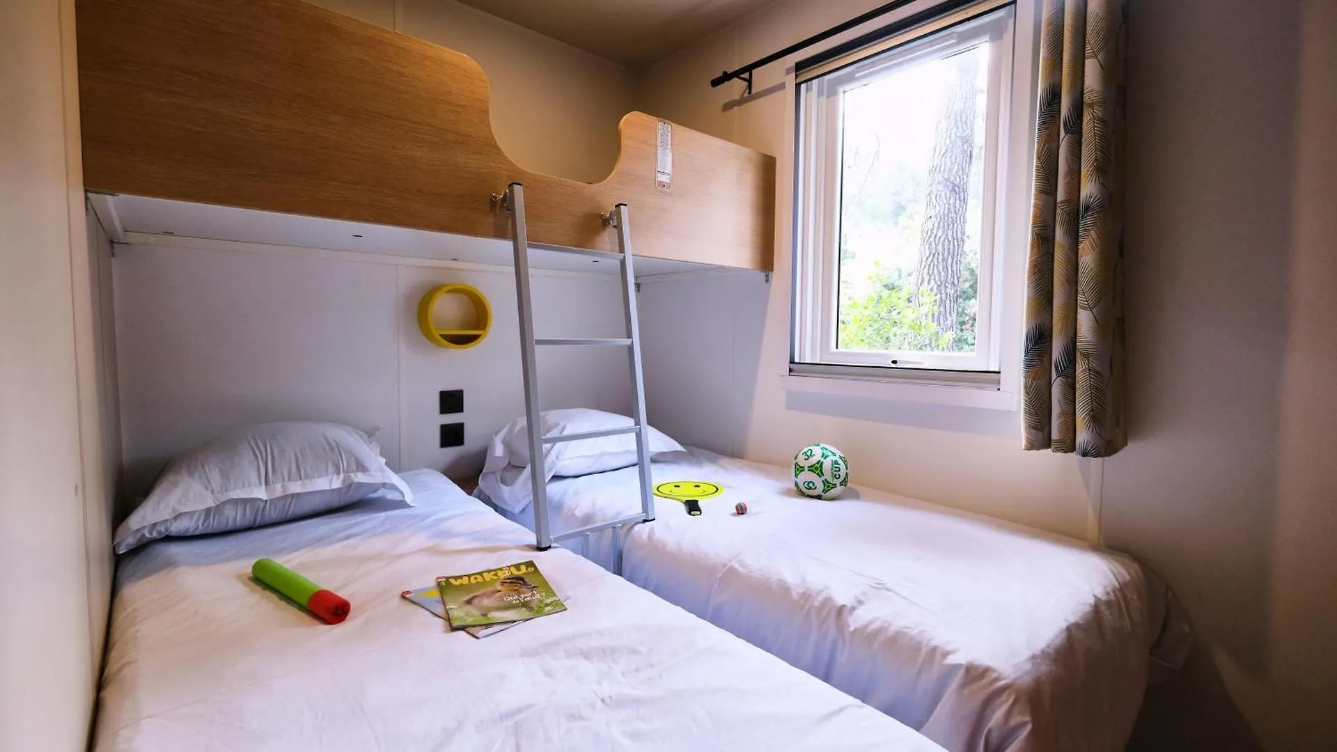 Villa Camping De La Vallee Heureuse Orgon 3*,  Frankreich